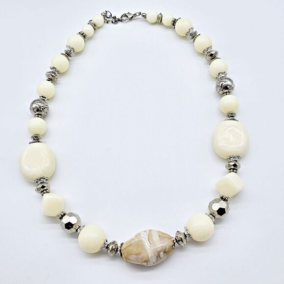 Chunky Statement Necklace Glass Ivory Tone Marbled Silver Accent Rose Bead Facet - Picture 7 of 9